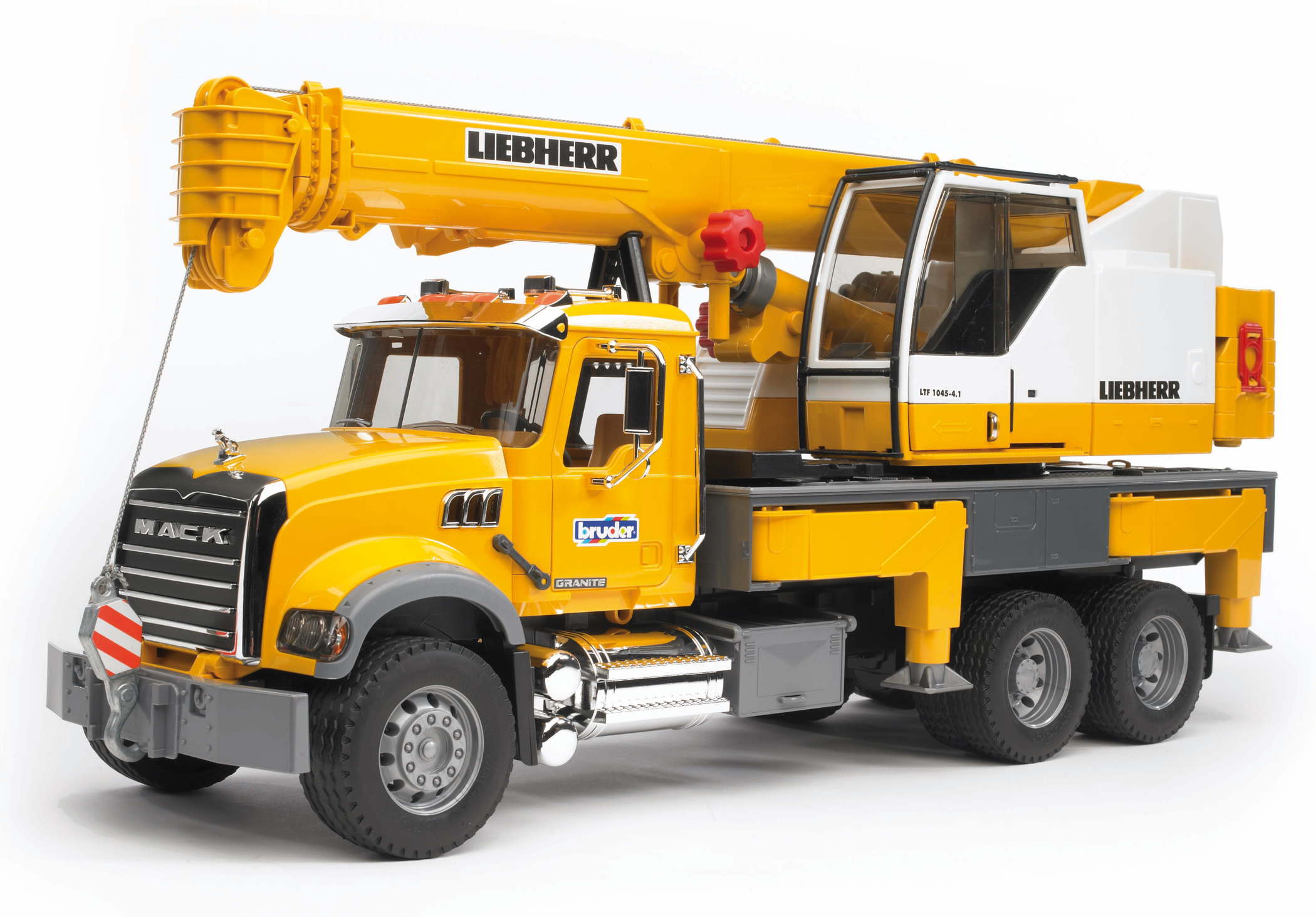 Bruder Spielfahrzeug Baustelle Kran MACK Granite Liebherr Kran-LKW 02818
